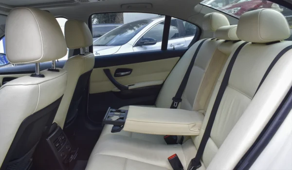 2008 BMW 325i Premium - Image 5