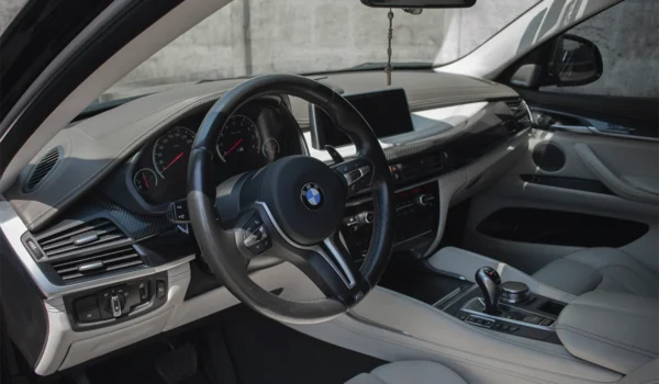 2017 BMW X6 M - Image 3