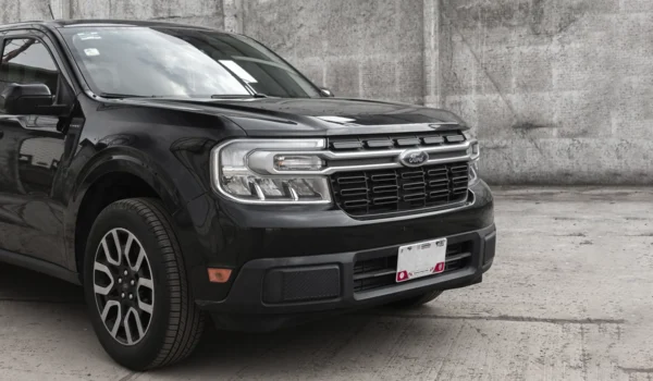 2022 Maverick Lariat Supercrew AWD - Image 2