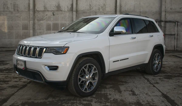 2020 Jeep Grand Cherokee