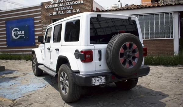 2019 Jeep Wrangler Sahara Unlimited - Image 2