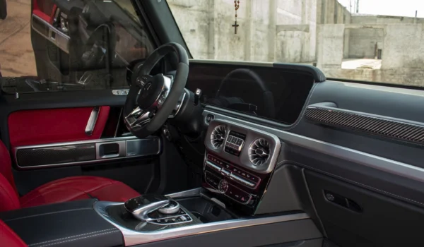 2024 Mercedez Benz AMG 63 - Image 5