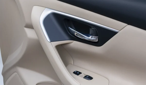 2018 Nissan Altima - Image 5
