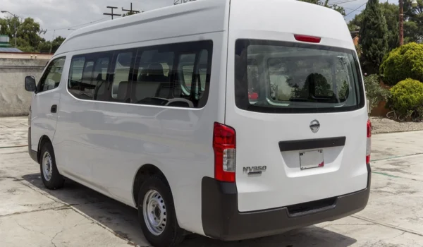 2019 Nissan Urvan NV350 - Image 3