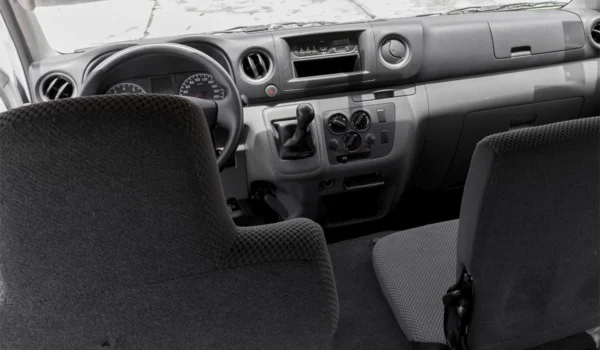 2019 Nissan Urvan NV350 - Image 5