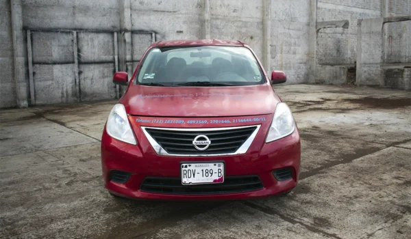 2014 Nissan Versa - Image 2