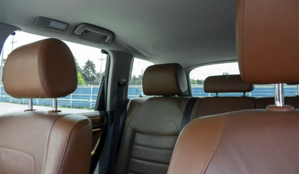 2009 Touareg V8 - Image 4