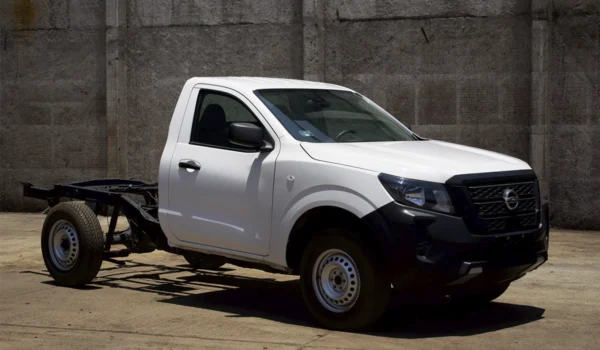 2022 Nissan NP 300