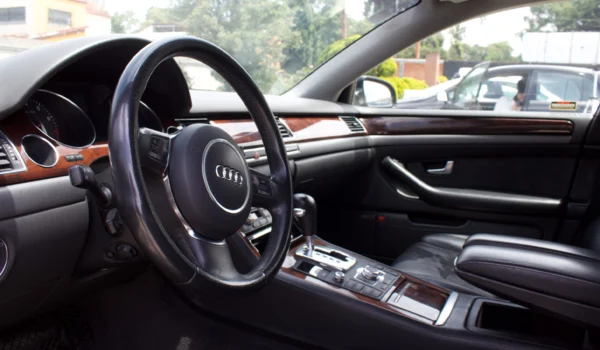 2004 Audi A8 - Image 4